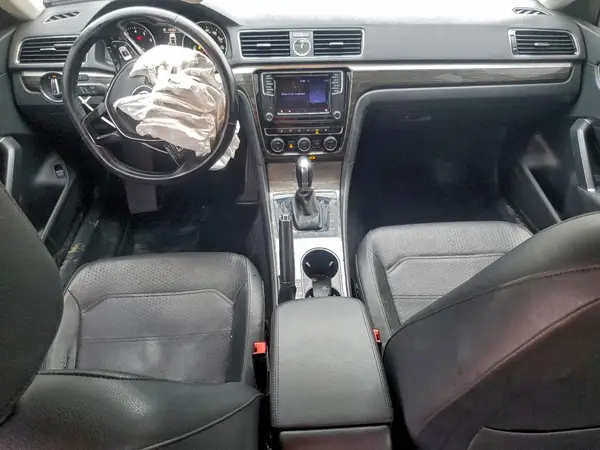 1VWBS7A33GC011391 2016 VOLKSWAGEN PASSAT - Image 8