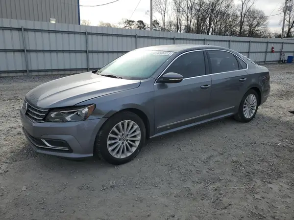 1VWBS7A33GC017756 2016 VOLKSWAGEN PASSAT - Image 1