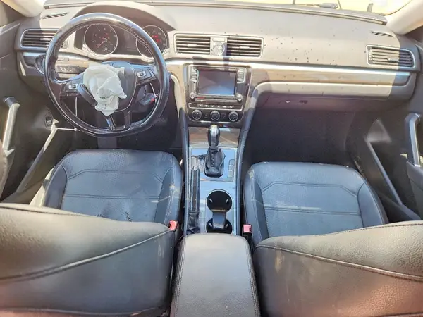 1VWBS7A33GC024528 2016 VOLKSWAGEN PASSAT - Image 8
