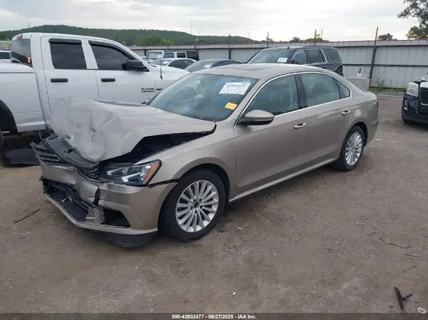 1VWBS7A33GC029048 2016 VOLKSWAGEN PASSAT - Image 2