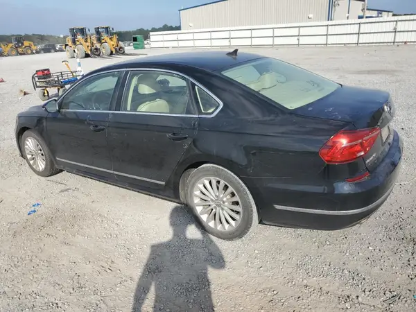 1VWBS7A33GC046450 2016 VOLKSWAGEN PASSAT - Image 2