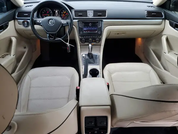 1VWBS7A33GC059585 2016 VOLKSWAGEN PASSAT - Image 8