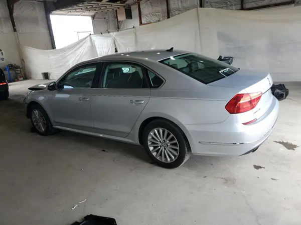 1VWBS7A33GC066021 2016 VOLKSWAGEN PASSAT - Image 2