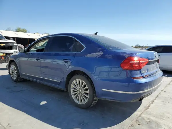 1VWBS7A33GC068688 2016 VOLKSWAGEN PASSAT - Image 2