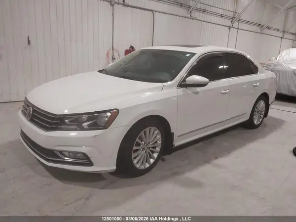 1VWBS7A34GC002621 2016 VOLKSWAGEN PASSAT - Image 2