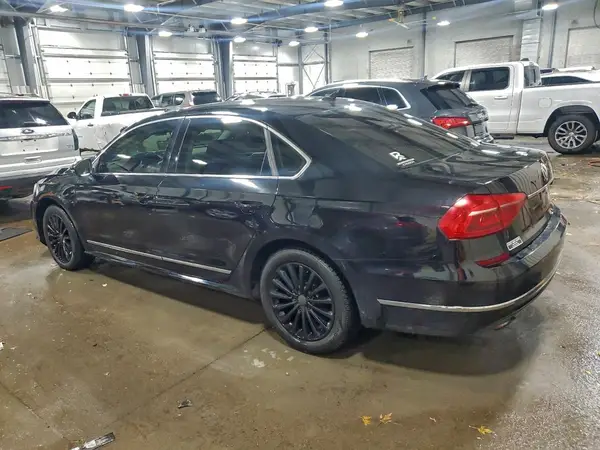 1VWBS7A34GC007091 2016 VOLKSWAGEN PASSAT - Image 2