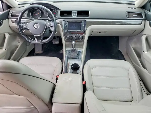 1VWBS7A34GC032010 2016 VOLKSWAGEN PASSAT - Image 8