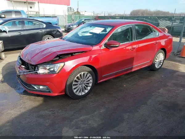 1VWBS7A34GC058249 2016 VOLKSWAGEN PASSAT - Image 2