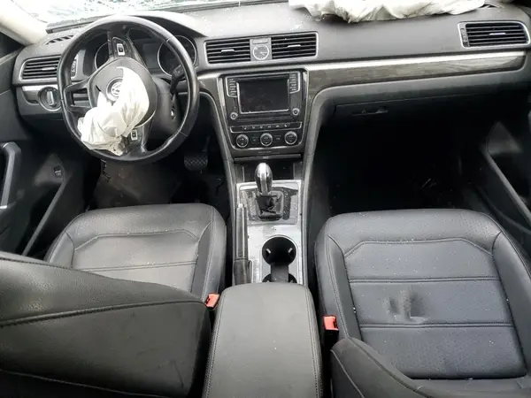 1VWBS7A35GC006824 2016 VOLKSWAGEN PASSAT - Image 8