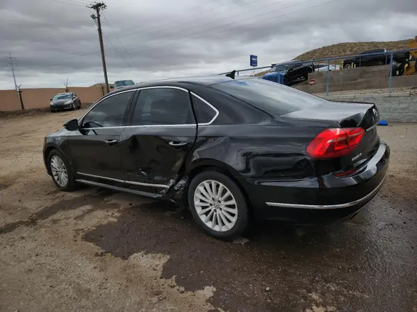 1VWBS7A35GC007892 2016 VOLKSWAGEN PASSAT - Image 2