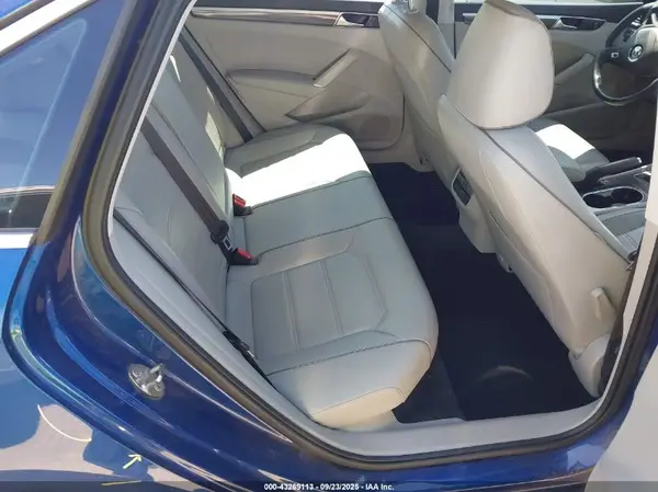 1VWBS7A35GC011215 2016 VOLKSWAGEN PASSAT - Image 8