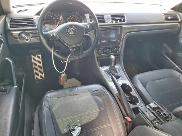 1VWBS7A35GC015913 2016 VOLKSWAGEN PASSAT - Image 8