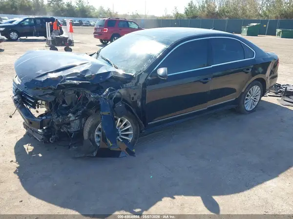 1VWBS7A35GC019296 2016 VOLKSWAGEN PASSAT - Image 2