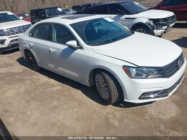 1VWBS7A35GC024868 2016 VOLKSWAGEN PASSAT - Image 1