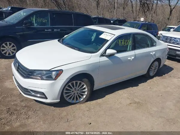 1VWBS7A35GC024868 2016 VOLKSWAGEN PASSAT - Image 2