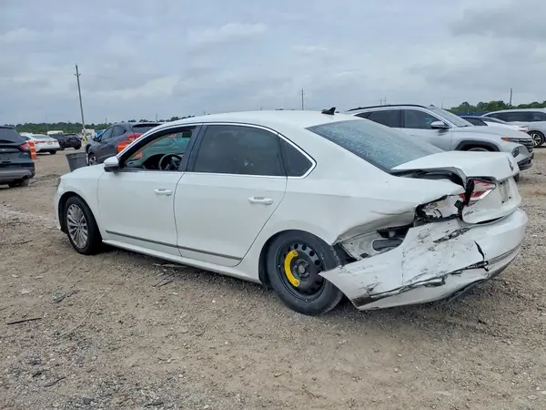 1VWBS7A35GC026720 2016 VOLKSWAGEN PASSAT - Image 2