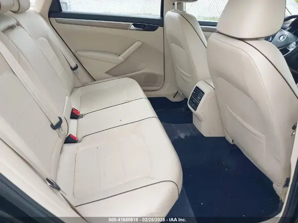 1VWBS7A35GC047180 2016 VOLKSWAGEN PASSAT - Image 8
