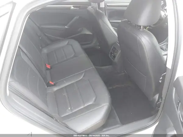 1VWBS7A35GC047664 2016 VOLKSWAGEN PASSAT - Image 8
