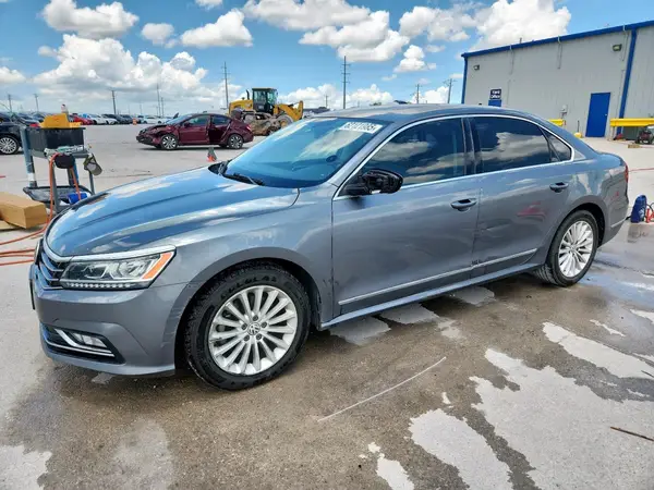 1VWBS7A35GC051875 2016 VOLKSWAGEN PASSAT - Image 1
