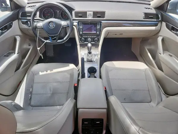 1VWBS7A35GC051875 2016 VOLKSWAGEN PASSAT - Image 8