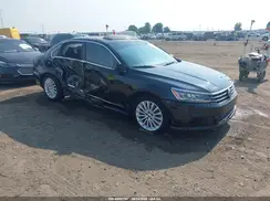 1VWBS7A35GC052461 2016 VOLKSWAGEN PASSAT