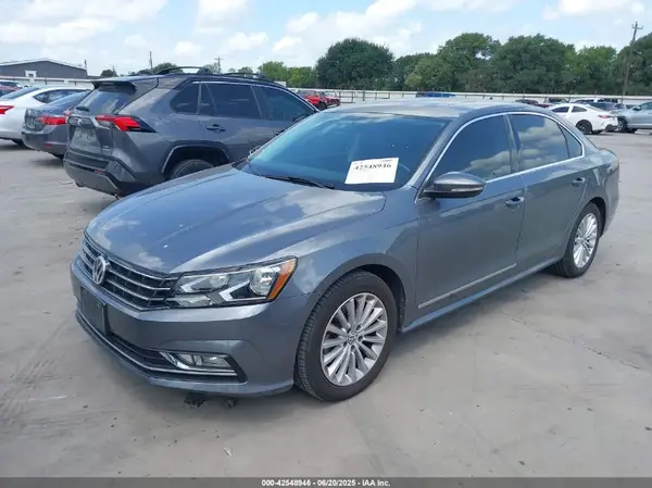 1VWBS7A35GC054520 2016 VOLKSWAGEN PASSAT - Image 2