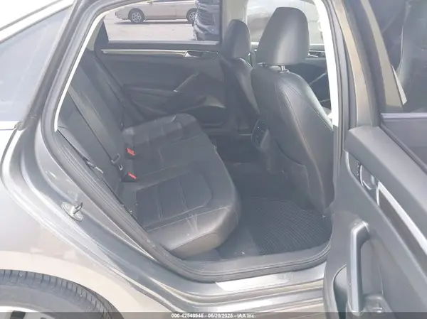 1VWBS7A35GC054520 2016 VOLKSWAGEN PASSAT - Image 8