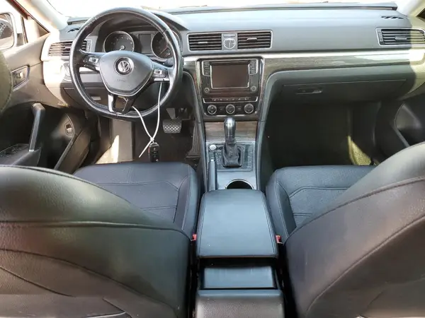 1VWBS7A35GC063489 2016 VOLKSWAGEN PASSAT - Image 8