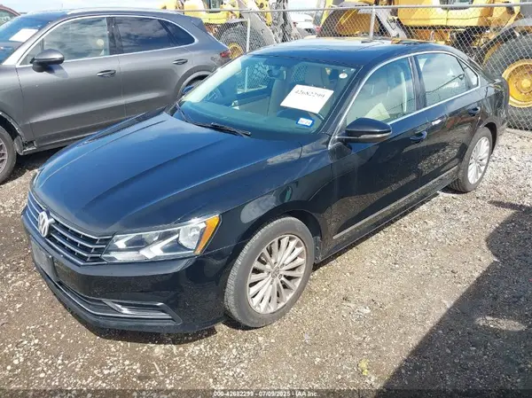 1VWBS7A35GC064271 2016 VOLKSWAGEN PASSAT - Image 2