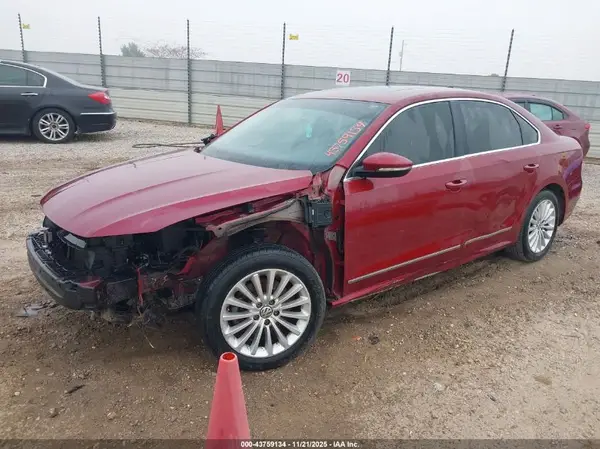 1VWBS7A35GC066182 2016 VOLKSWAGEN PASSAT - Image 2