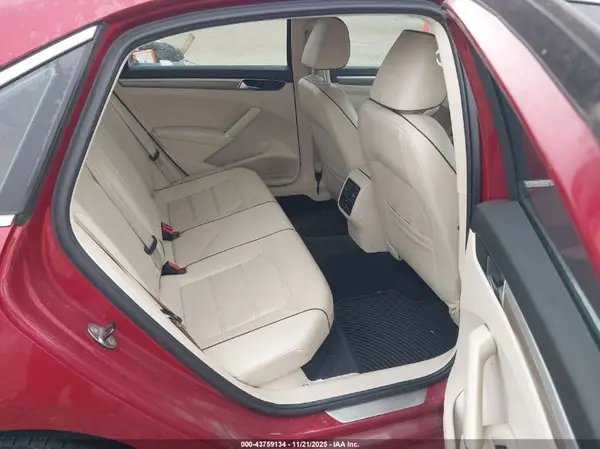 1VWBS7A35GC066182 2016 VOLKSWAGEN PASSAT - Image 8