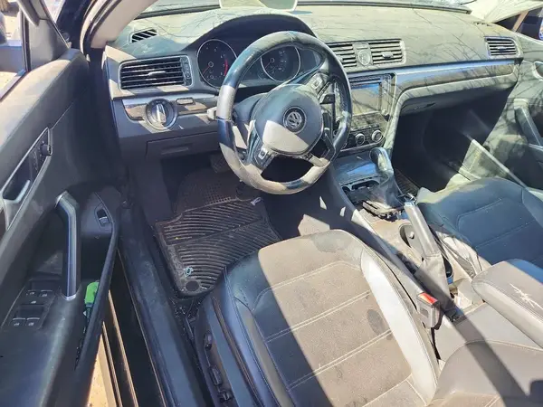 1VWBS7A36GC017427 2016 VOLKSWAGEN PASSAT - Image 8