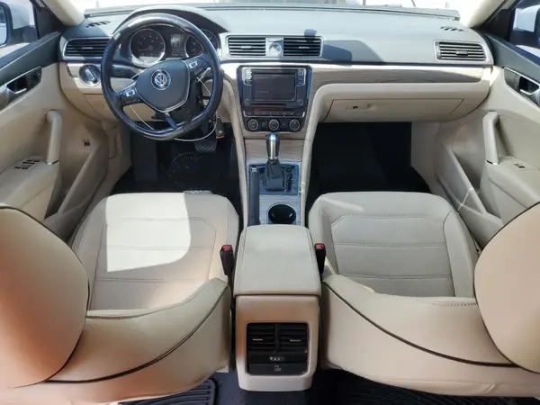 1VWBS7A36GC020134 2016 VOLKSWAGEN PASSAT - Image 8