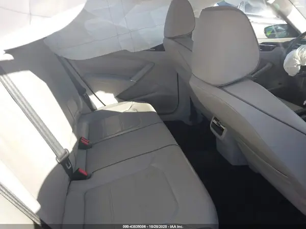 1VWBS7A36GC038679 2016 VOLKSWAGEN PASSAT - Image 8