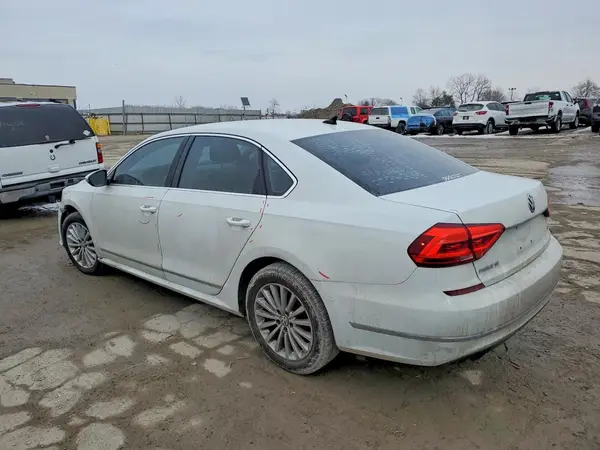 1VWBS7A36GC056261 2016 VOLKSWAGEN PASSAT - Image 2