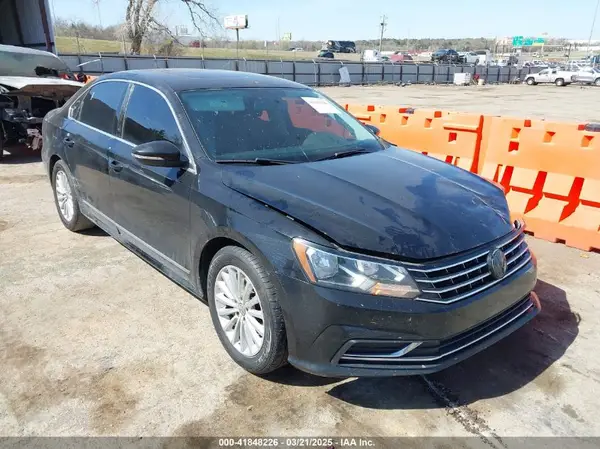 1VWBS7A36GC056762 2016 VOLKSWAGEN PASSAT - Image 1
