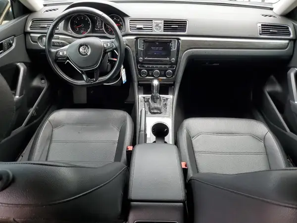 1VWBS7A36GC063646 2016 VOLKSWAGEN PASSAT - Image 8