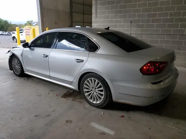 1VWBS7A37GC006856 2016 VOLKSWAGEN PASSAT - Image 2