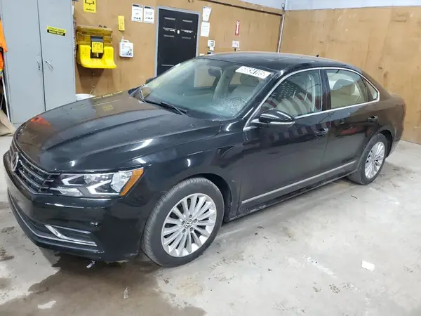 1VWBS7A37GC015167 2016 VOLKSWAGEN PASSAT - Image 1