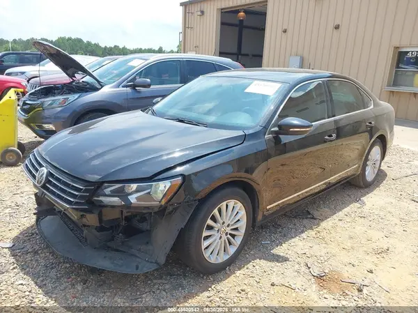 1VWBS7A37GC016500 2016 VOLKSWAGEN PASSAT - Image 2