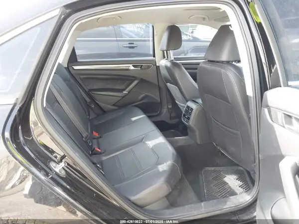 1VWBS7A37GC016528 2016 VOLKSWAGEN PASSAT - Image 8