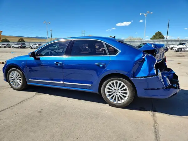 1VWBS7A37GC016917 2016 VOLKSWAGEN PASSAT - Image 2