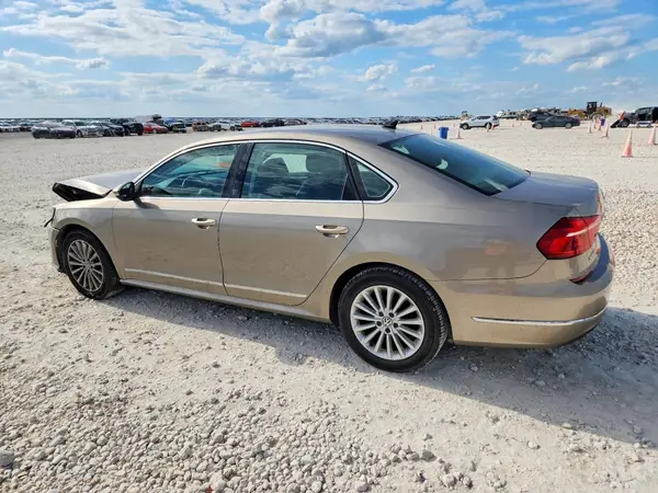 1VWBS7A37GC017825 2016 VOLKSWAGEN PASSAT - Image 2