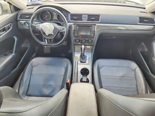 1VWBS7A37GC017825 2016 VOLKSWAGEN PASSAT - Image 8