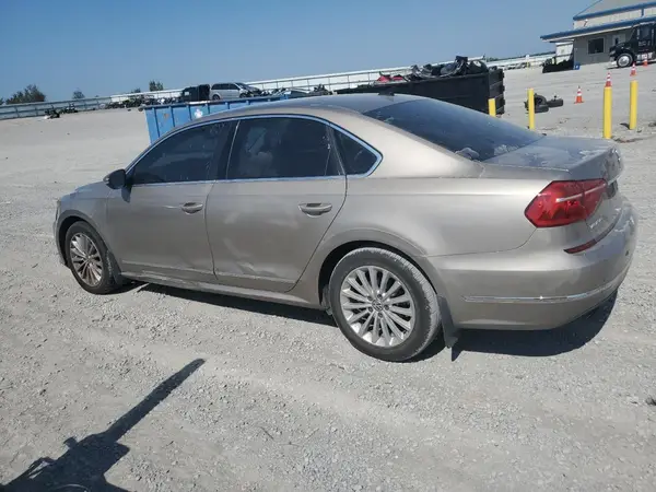 1VWBS7A37GC037170 2016 VOLKSWAGEN PASSAT - Image 2