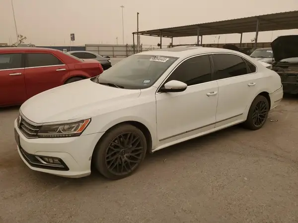 1VWBS7A37GC037895 2016 VOLKSWAGEN PASSAT - Image 1
