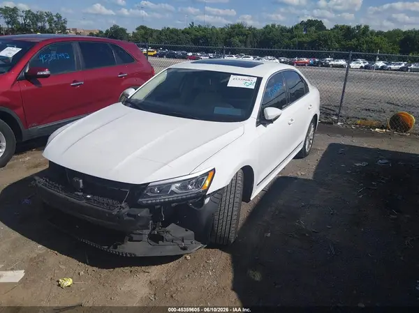 1VWBS7A37GC039906 2016 VOLKSWAGEN PASSAT - Image 2