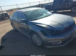 1VWBS7A37GC059251 2016 VOLKSWAGEN PASSAT