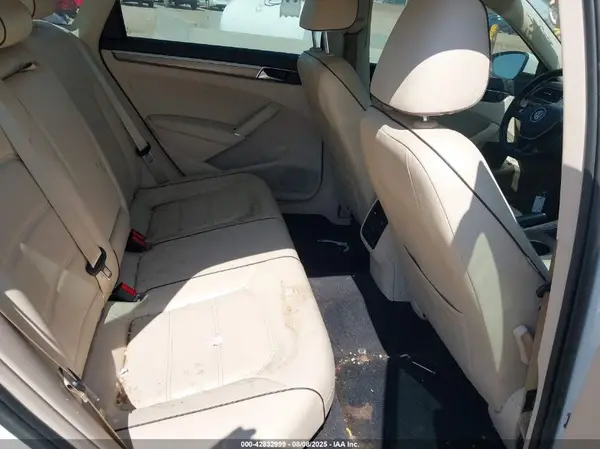 1VWBS7A37GC059850 2016 VOLKSWAGEN PASSAT - Image 8