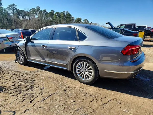 1VWBS7A37GC062926 2016 VOLKSWAGEN PASSAT - Image 2